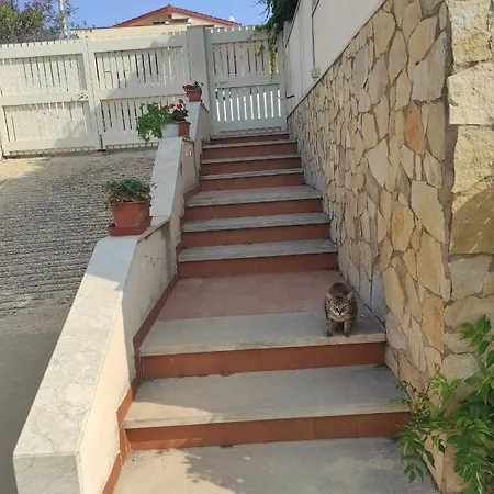 Bilocale Mazzarelli Holiday home *
